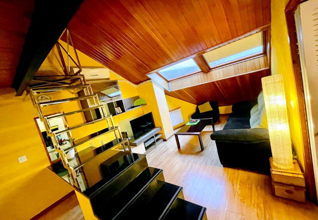 Buhardilla Original Apartment Леон Екстериор снимка